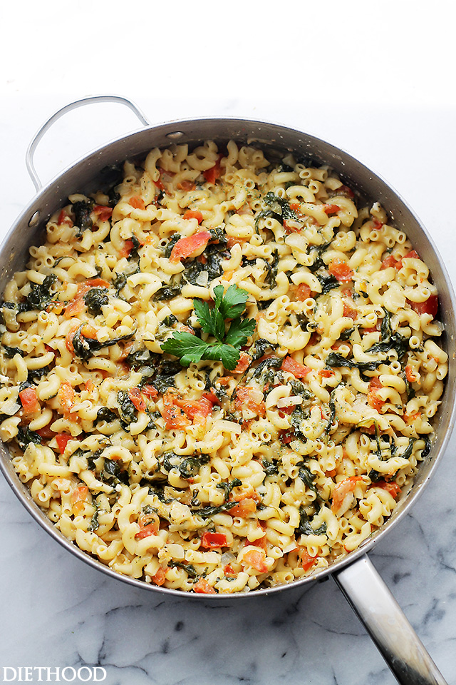 Mac-and-Cheese-with-Spinach-and-Feta