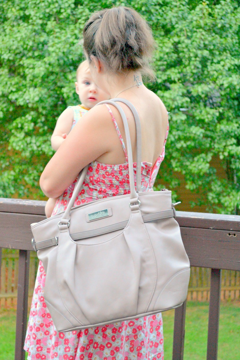 An Elegant & Handy Baby Changing Bag For Everyday Use