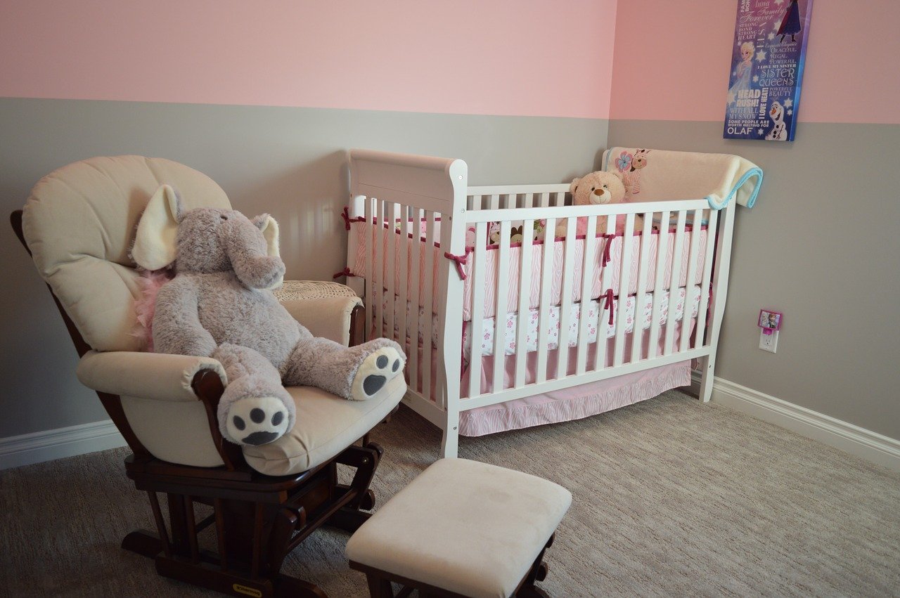 Tips for Setting Up a Practical Yet Pretty Nursery