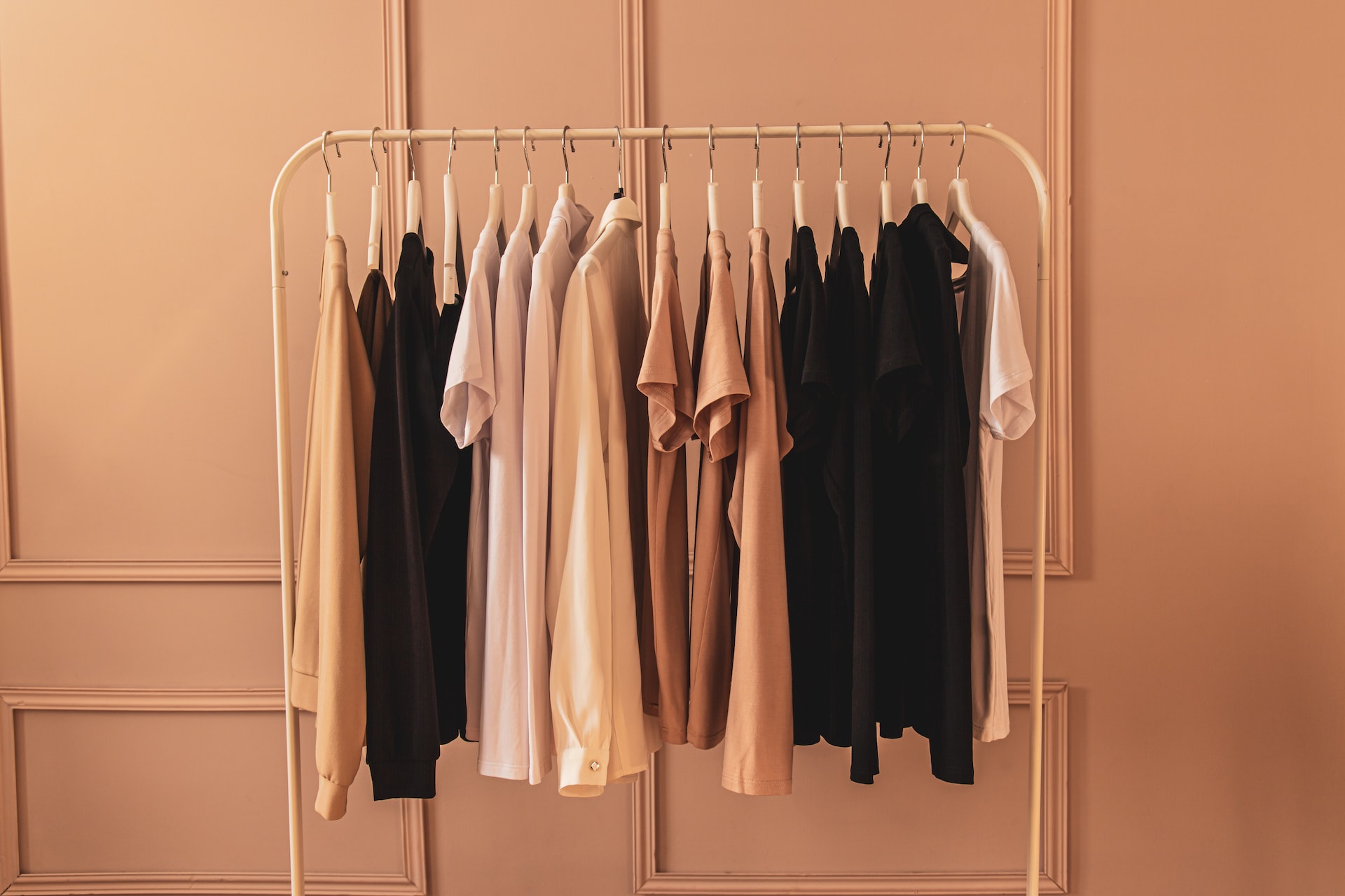The Beauty Benefits of a Capsule Wardrobe