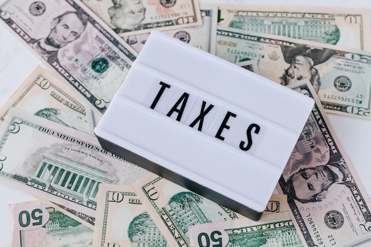 How Your Child Custody Arrangement Impacts Your Taxes